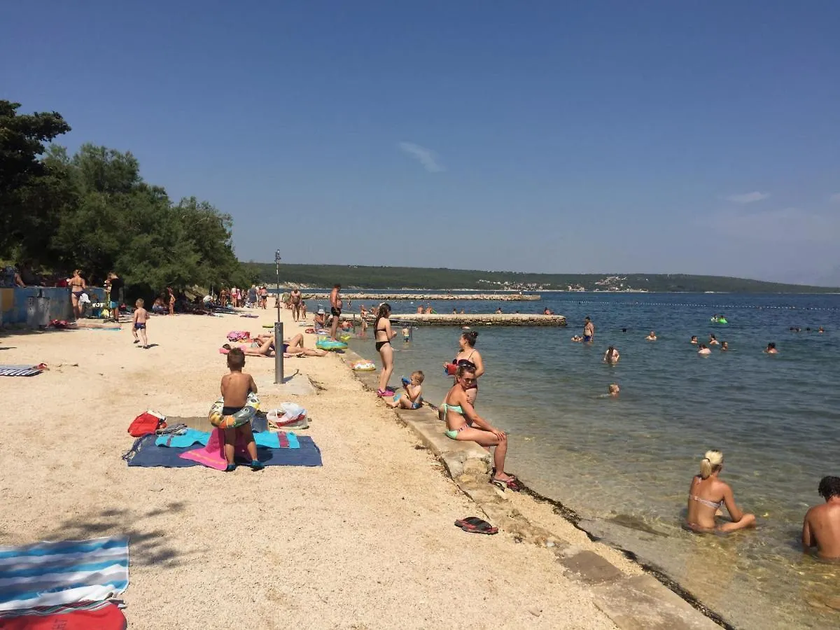 Ela Apartmani A2 Gornji Karin 0*,  Croatia